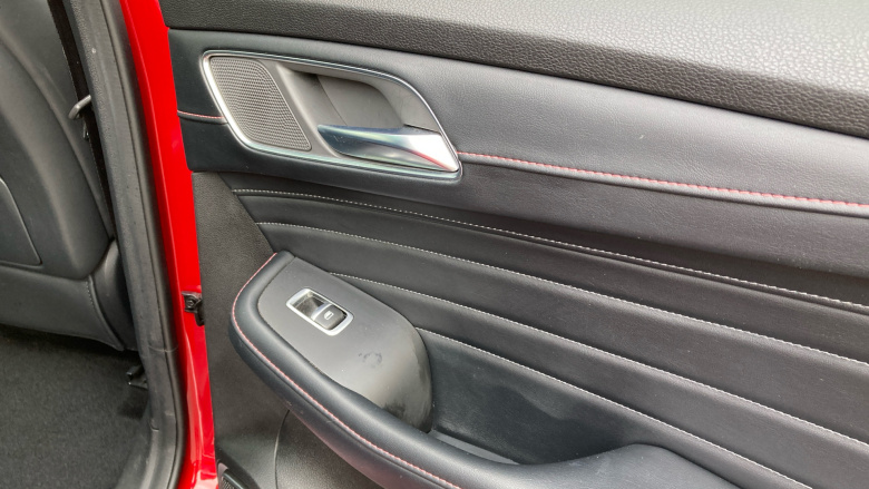 MG Hs 1.5 T-GDI Exclusive 5dr Petrol Hatchback